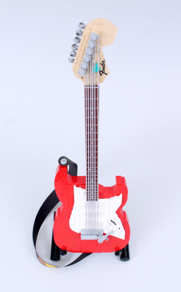 LEGO Ideas 21329 Fender Stratocaster review 32