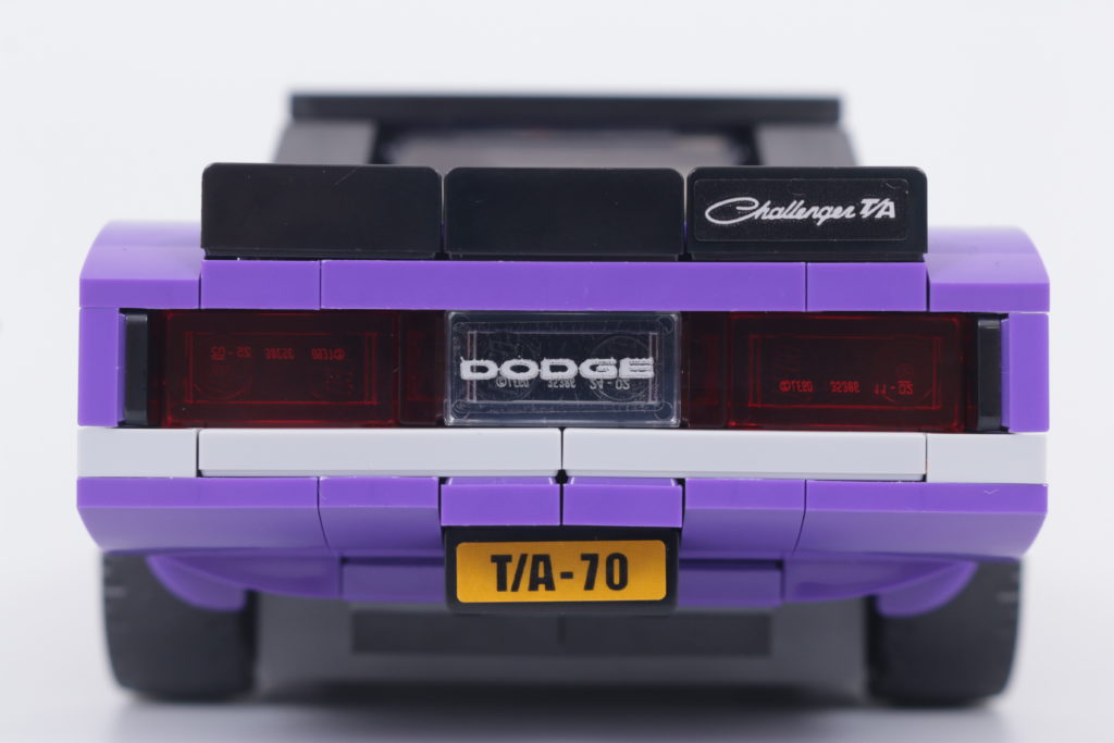 LEGO Speed Champions 76904 Mopar DodgeSRT Top Fuel Dragster and 1970 Dodge Challenger TA review 17