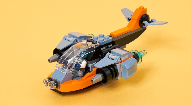 LEGO Creator 31111 Cyber Drone  – did you know?