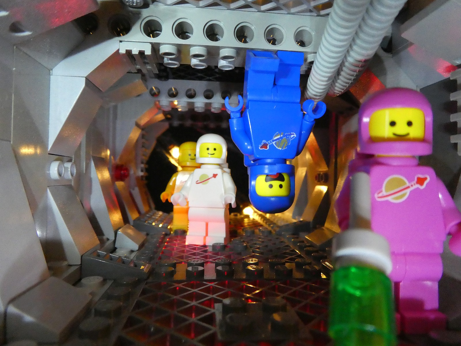 Brick Pic of the Day: Spacemen Spacemen Spacemen